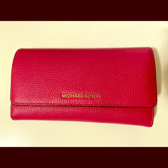 Michael Kors Handbags - New Michael Kors Hot Pink Leather Trifold Wallets